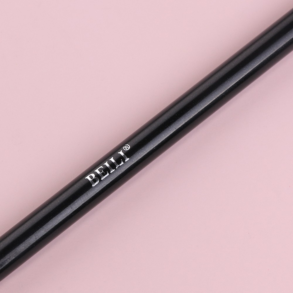 concealer makeup brush